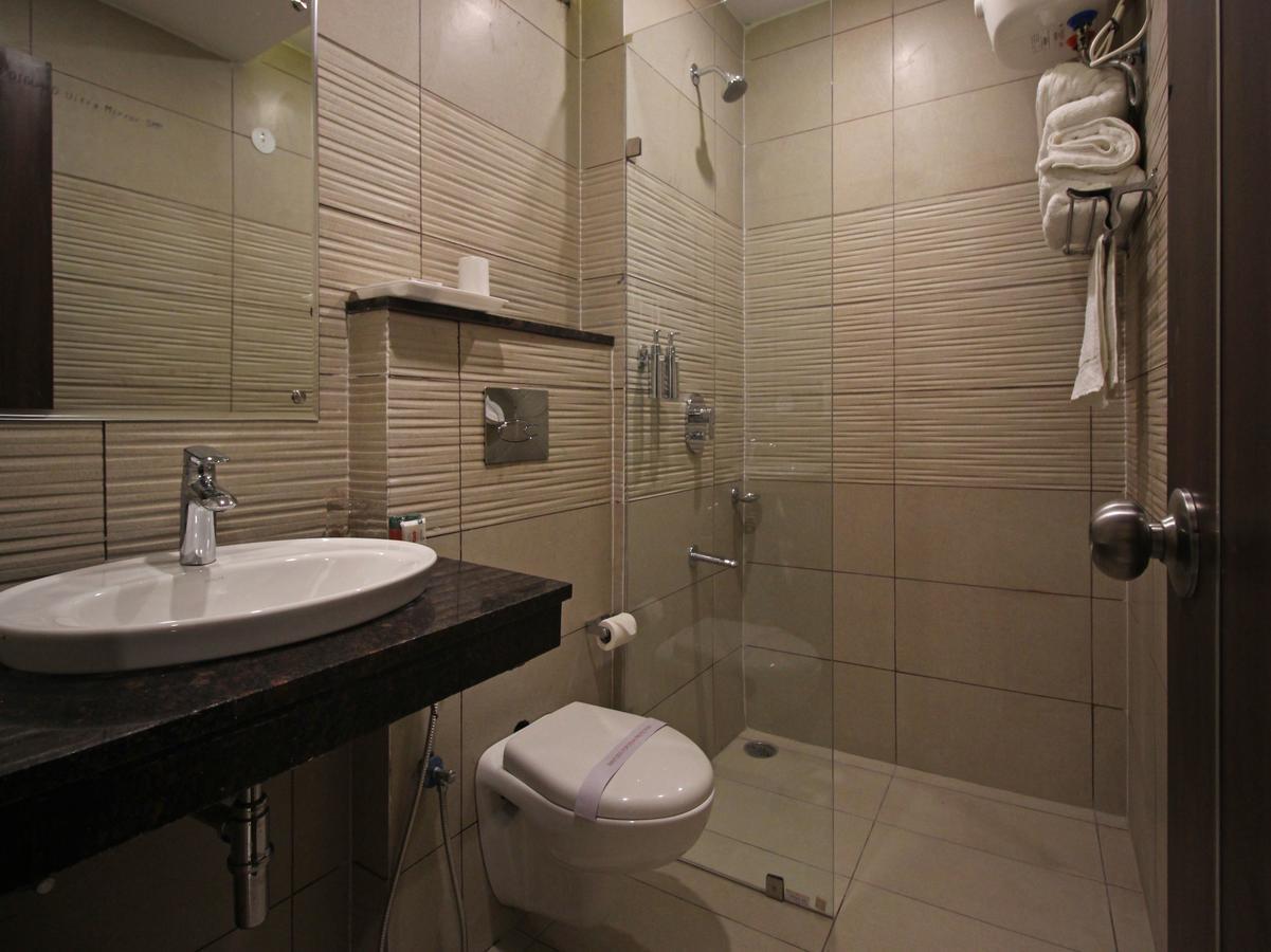Oyo 8132 Hotel Kukreja Dehradun Esterno foto