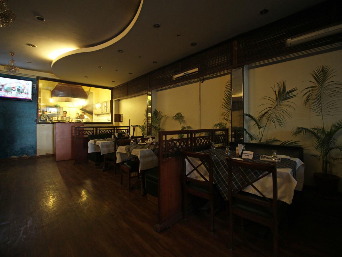 Oyo 8132 Hotel Kukreja Dehradun Esterno foto