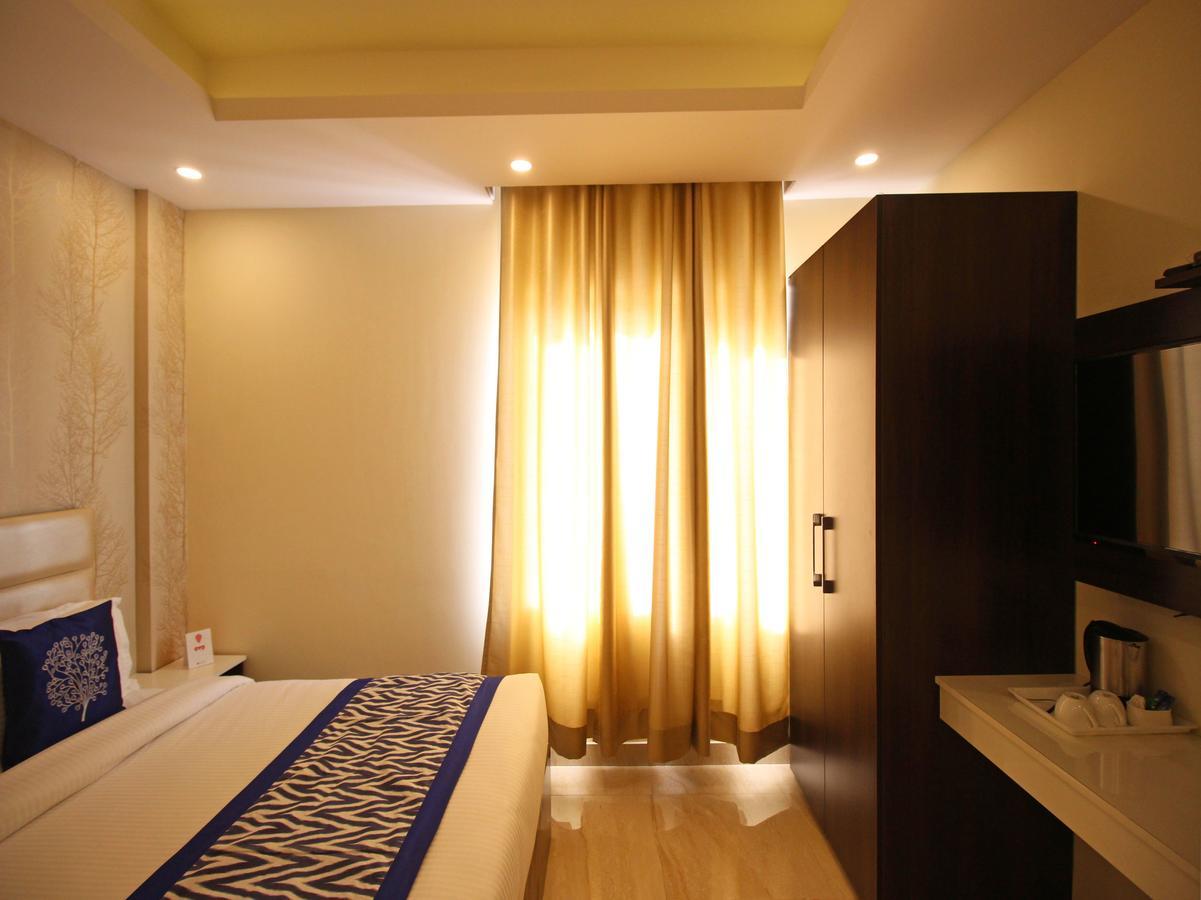 Oyo 8132 Hotel Kukreja Dehradun Esterno foto