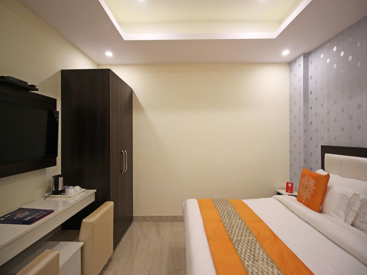 Oyo 8132 Hotel Kukreja Dehradun Esterno foto