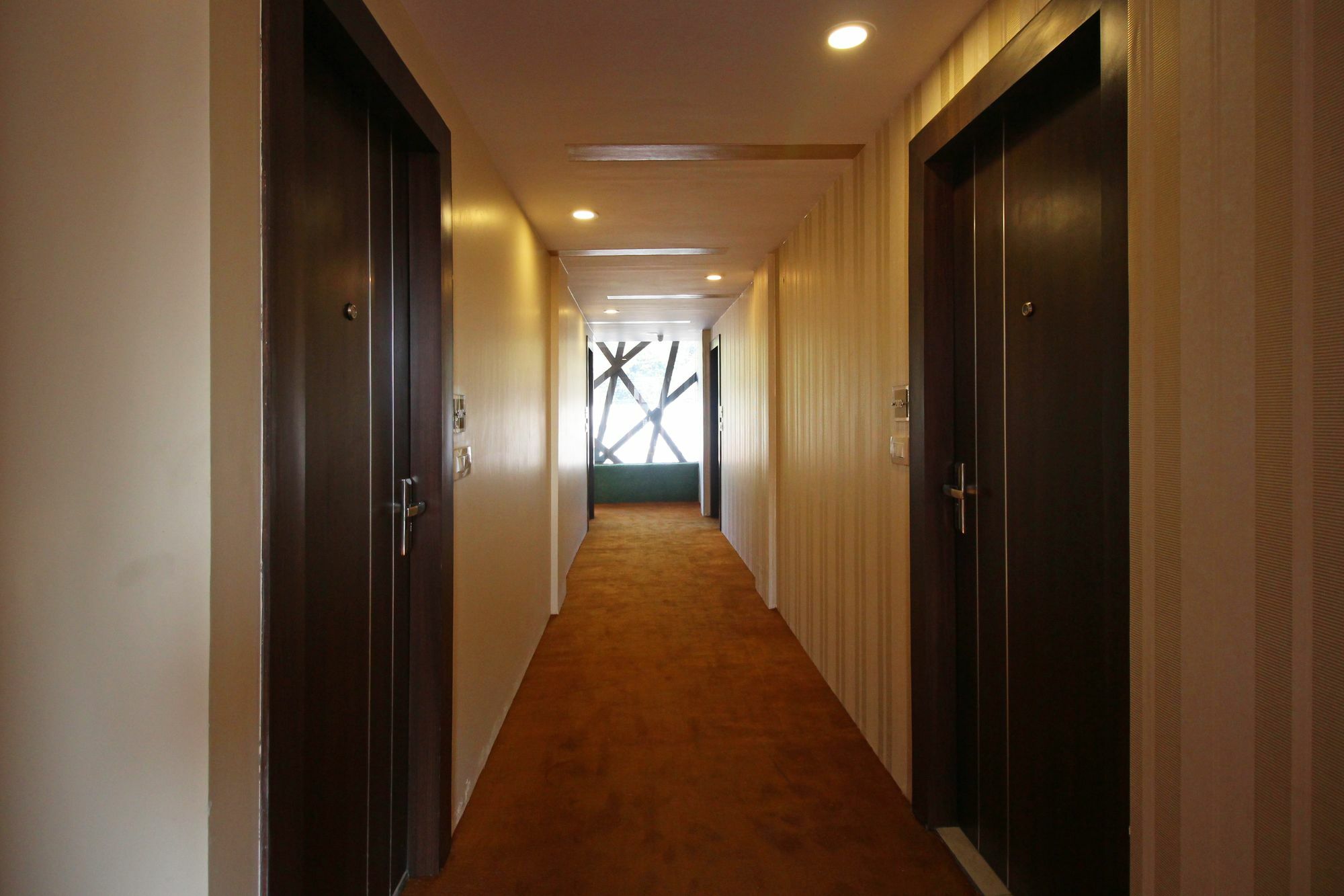 Oyo 8132 Hotel Kukreja Dehradun Esterno foto
